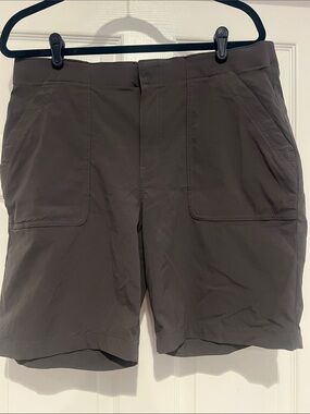 Women’s Eddie Bauer Performance Short in Dark Gray